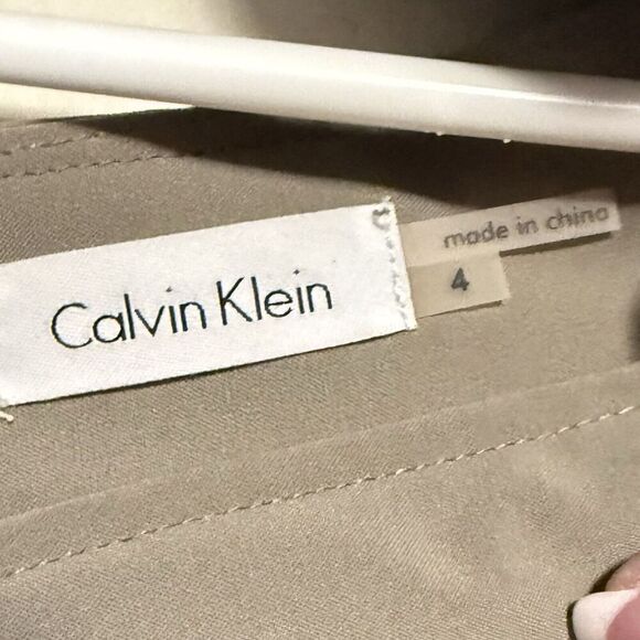 Calvin Klein Women's sheath Dress cape sleeves Taupe Size 4 Pockets - Picture 3 of 6